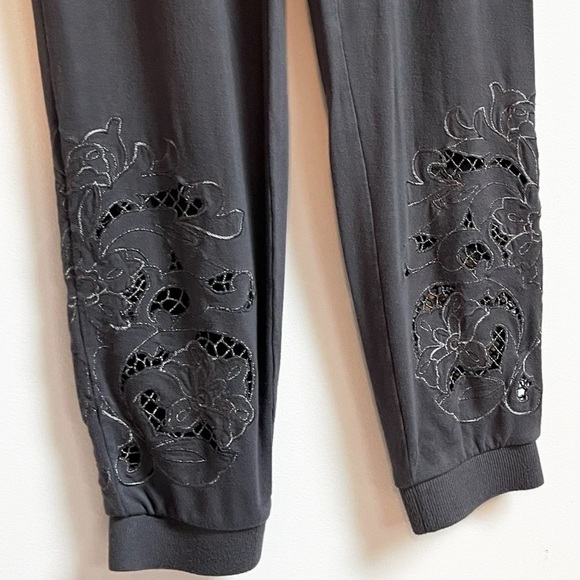 Express High Rise Floral Embroidered Joggers Pants Solid Gray Pockets XS - Picture 3 of 9